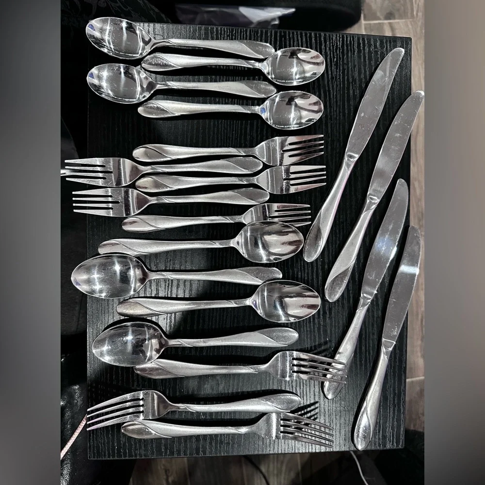 Cambridge SWIRL SAND SS Flatware 20 Piece Lot Satin & Gloss Service for 4 plus